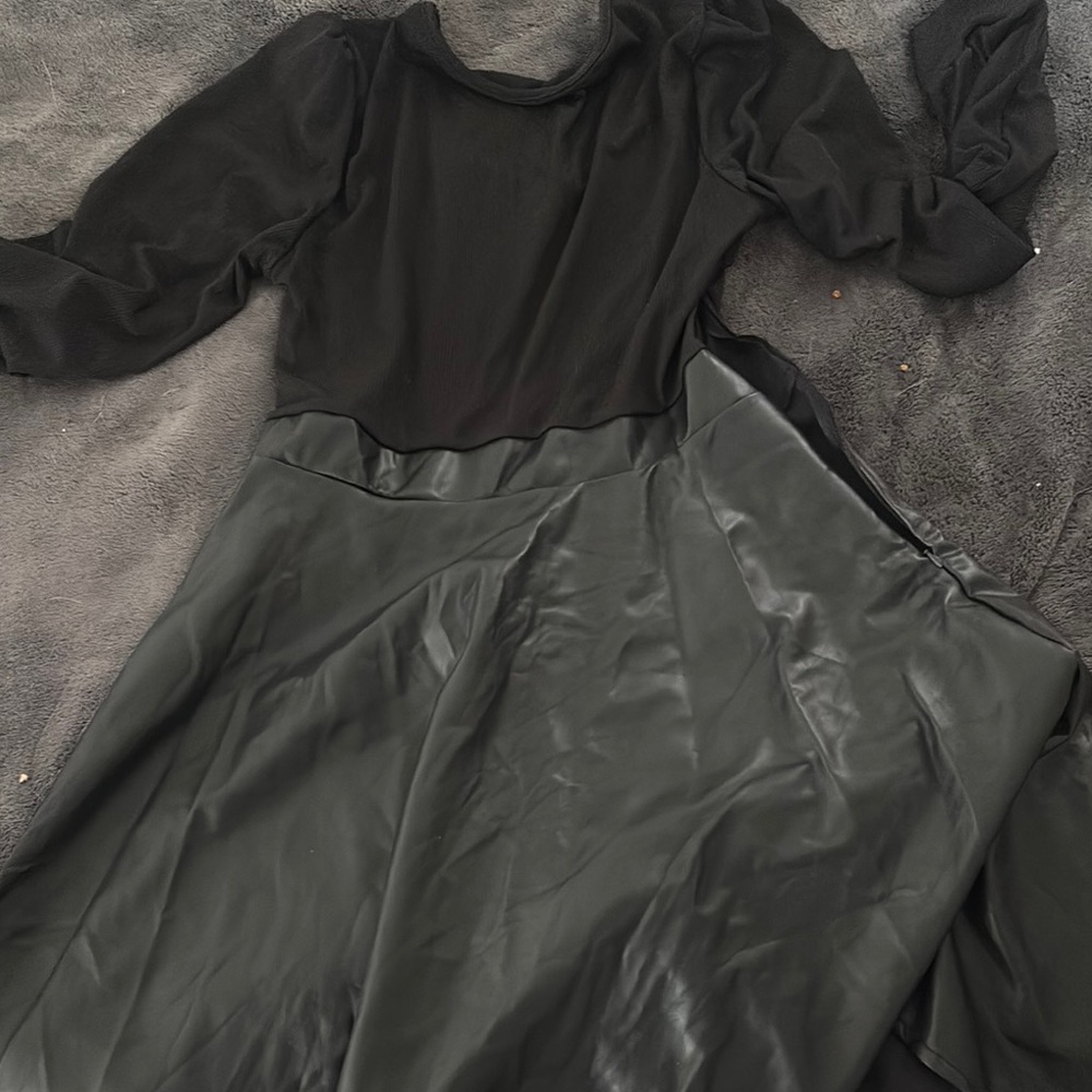 Elegant Black Dress